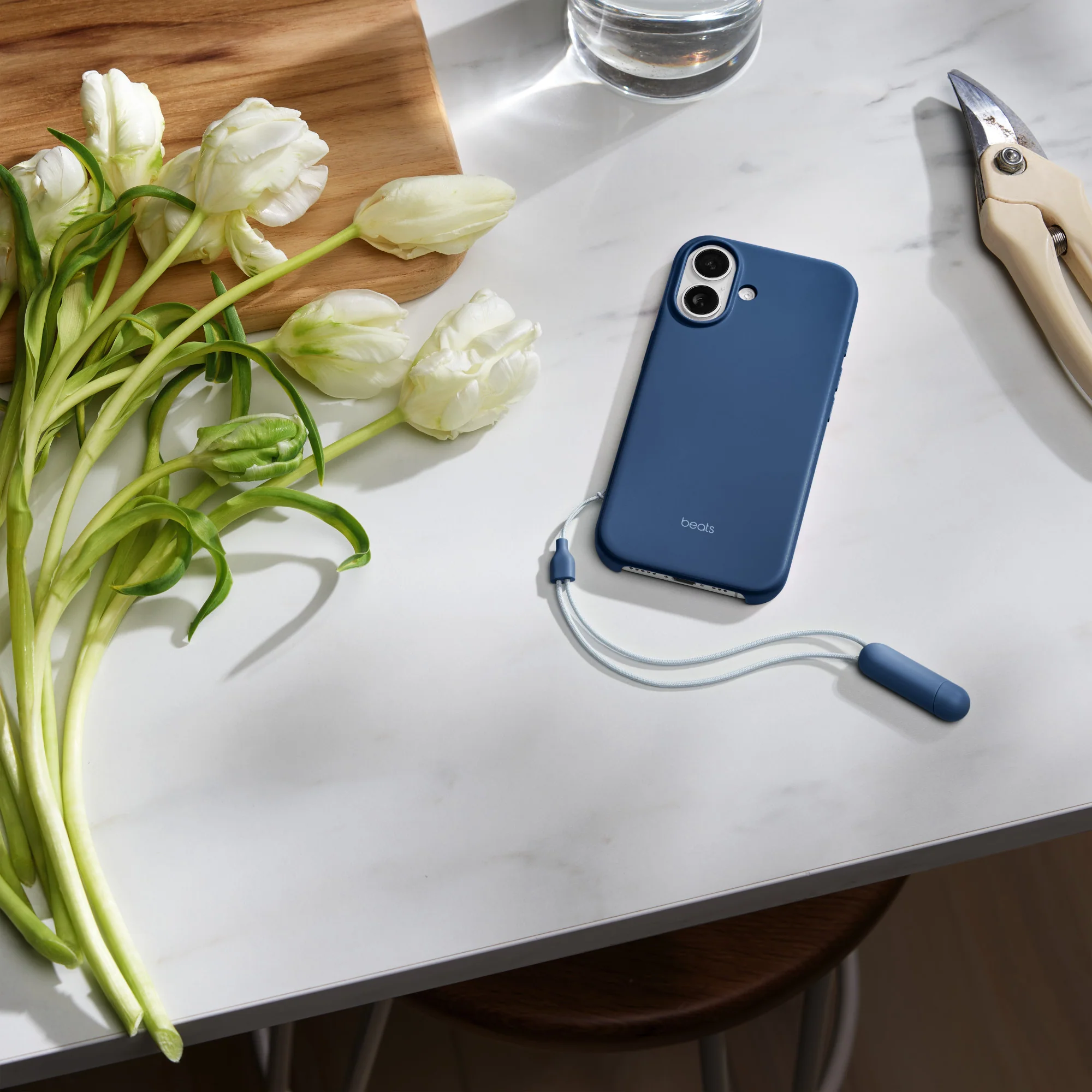 Capa Beats Kickstand iPhone 17 Azul - Image 2