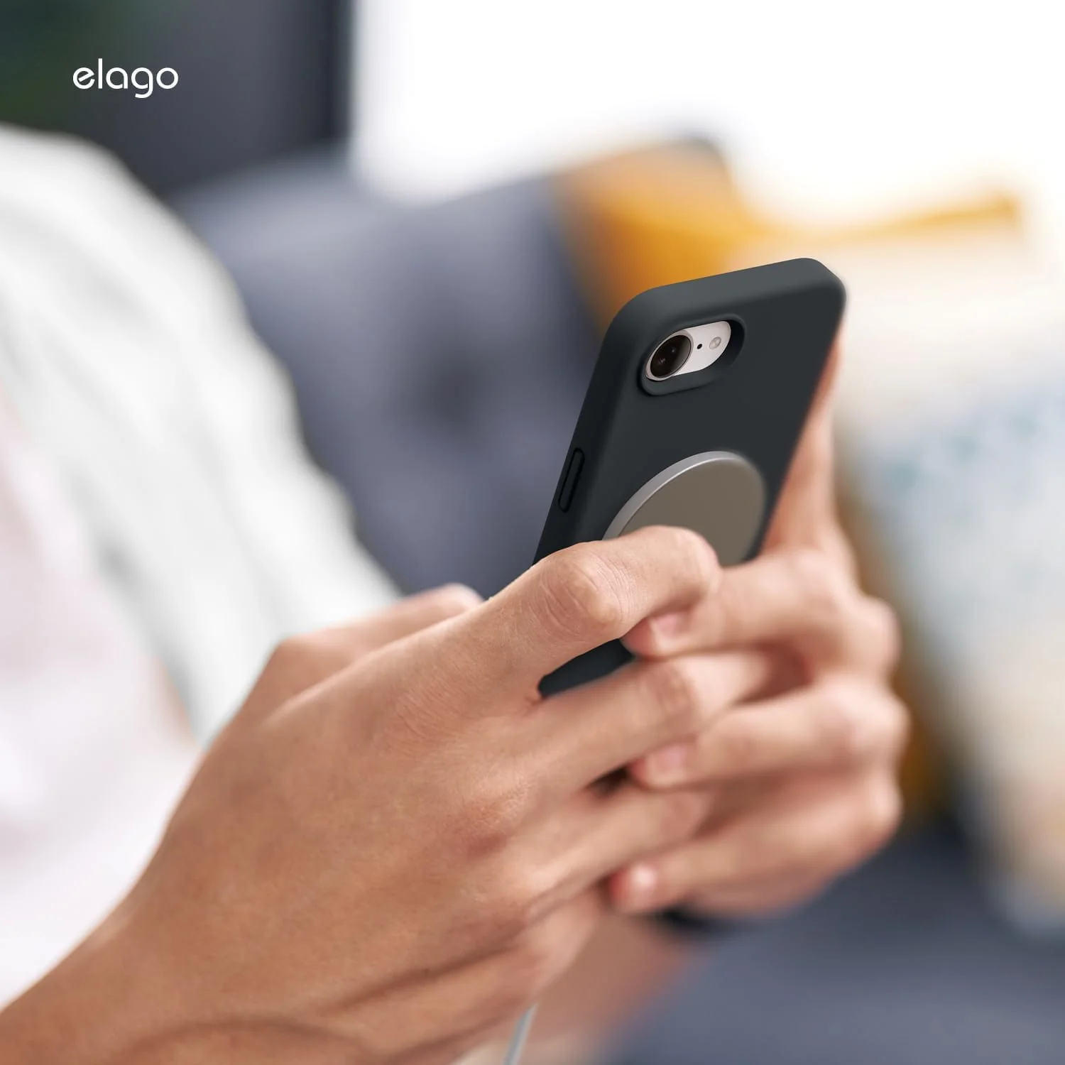 Capa Elago Magnetic Silicone iPhone 16e/17e Black - Image 6